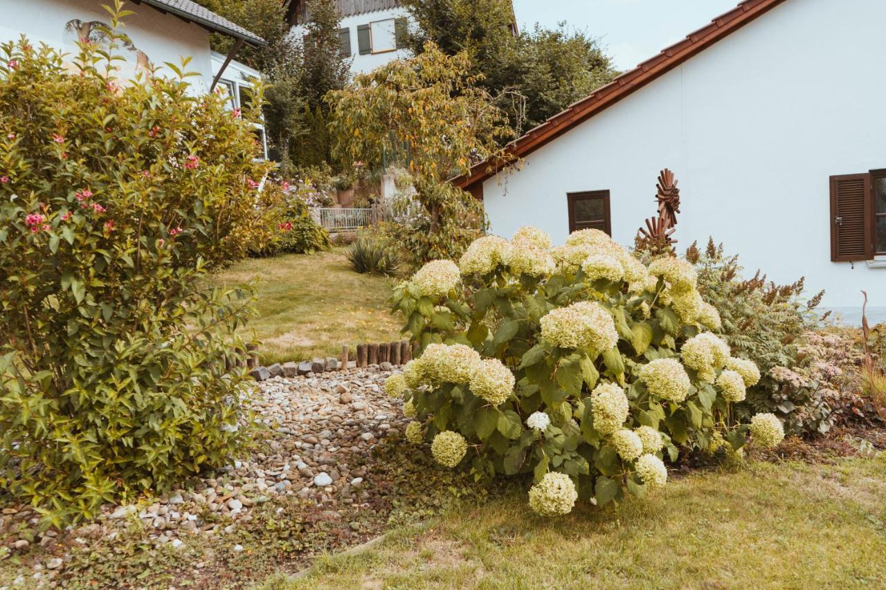 Ferienparadies Am Kammerberg - Ein Ganzes Haus Fuer Sie Alleine!!! Weißenhorn Zewnętrze zdjęcie